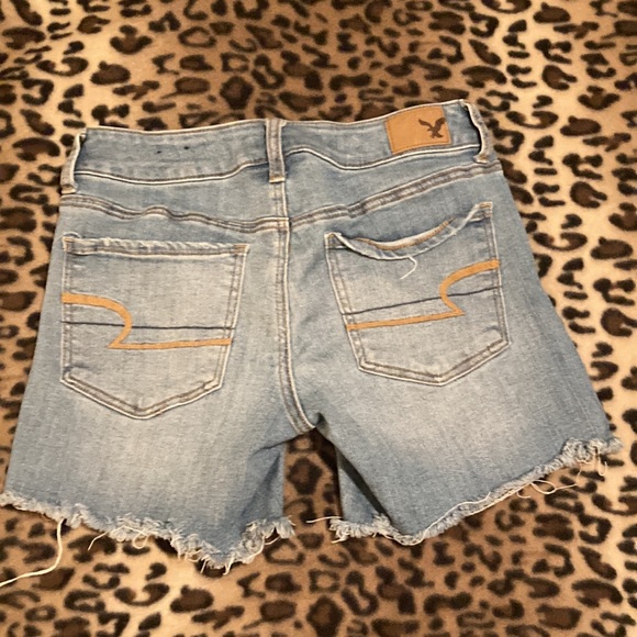2 for $25 AMERICAN EAGLE JEAN Shorts Women’s Size 6 AE Midi Distressed Raw Hem - Picture 6 of 12